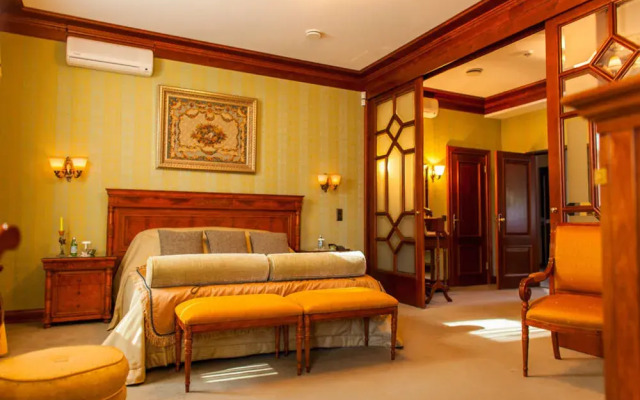 TB Palace Hotel & SPA