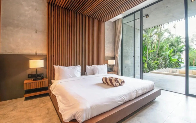 Robyn s Villa New Modern 4 BR Villa Canggu