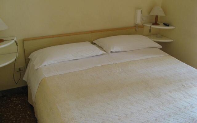 Отель Albergo El Patio комната для гостей
