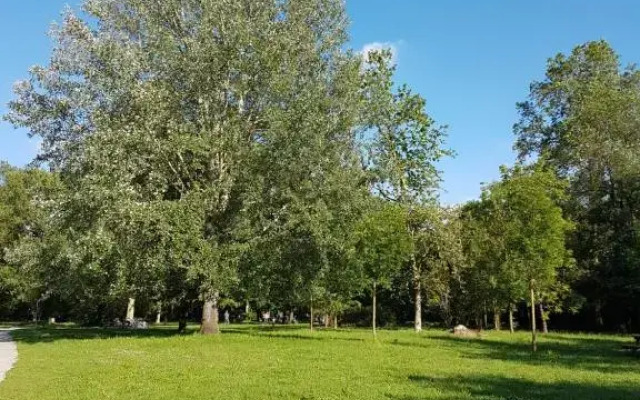 Monza Park Apartment