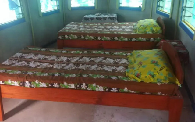 Sweet Escape on Manono Island