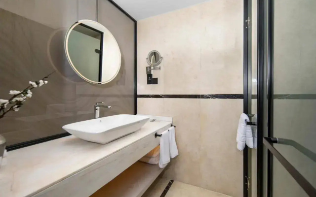 Heyitang Hotel Shanghai International Tourism Resort