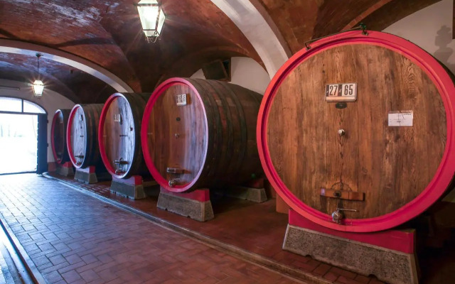 Villa Svetoni Wine Resort