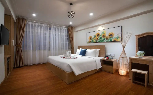 Valley Hotel & Travel