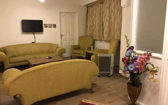 Nelly Guesthouse