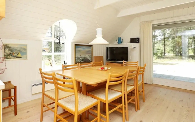 Restful Holiday Home in Skærbæk Near Restaurants