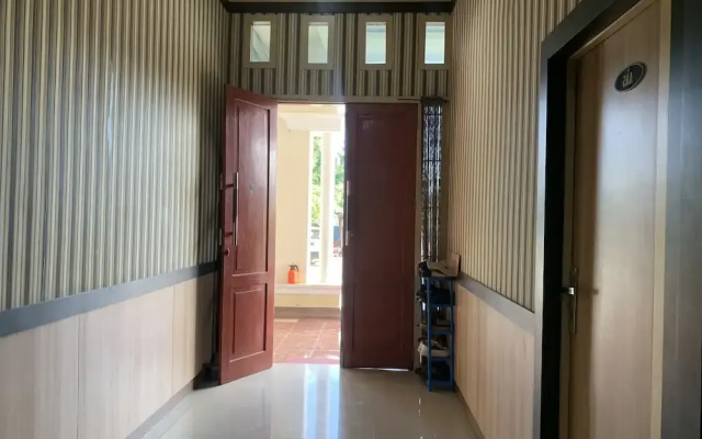 Hotel O Wisma Tulip Near Masjid Besar Desa Tanabangka