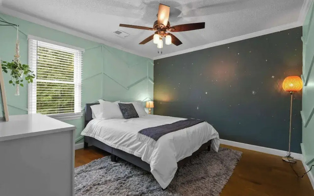 Southern Sunshine Retreat