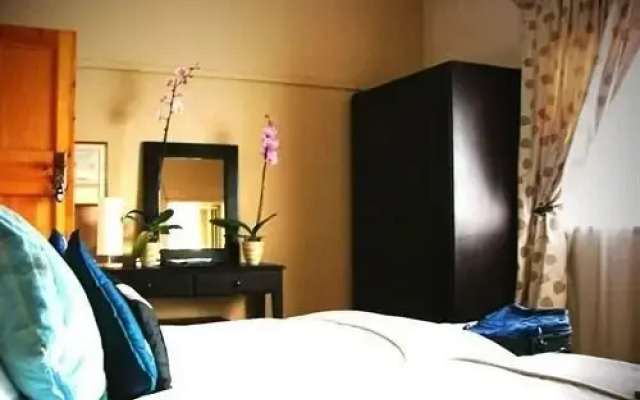 Akuwaiseni Guest House