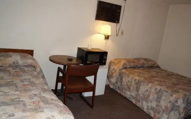 Koch Motel Sabetha, KS By OYO