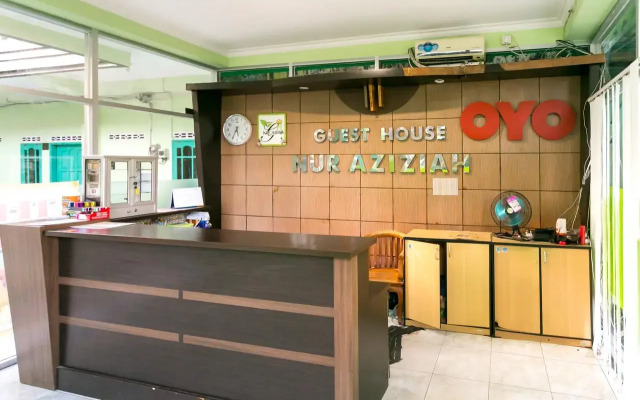 OYO 754 Nur Aziziah Guest House