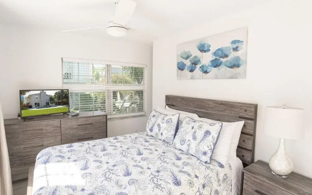 Barefoot Bungalow