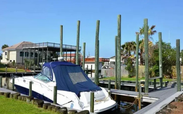 Destin Vacation Homes by Holiday Isle