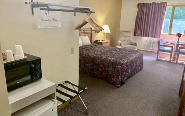 Executive Inn Cass City