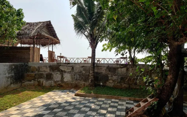 Shalom Beach Residency