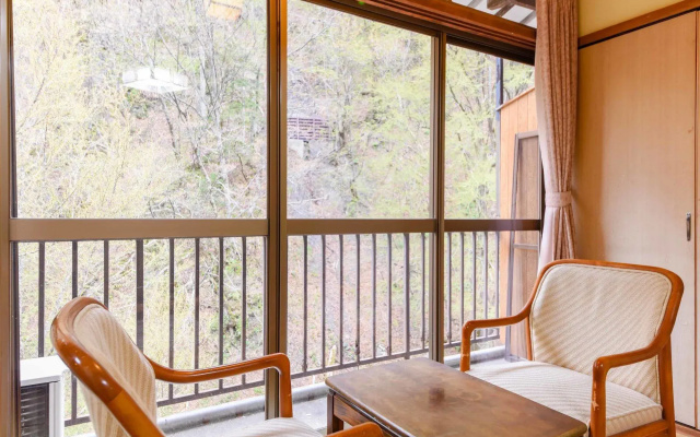 Shirahone Onsen Tsuruya Ryokan