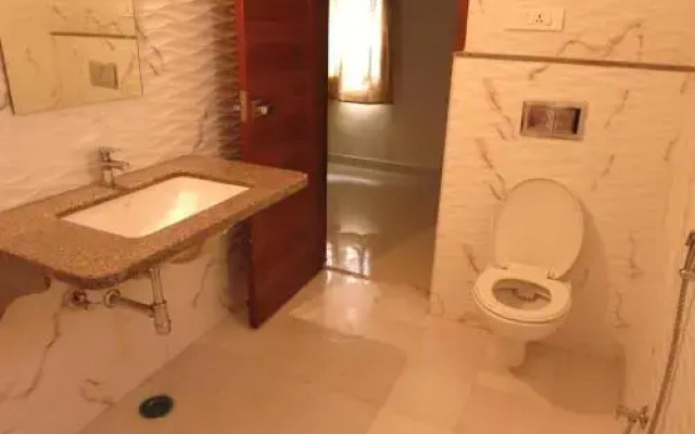 Beehive Hostel
