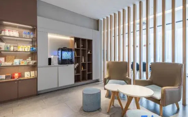 Homeinn · neo (Qingdao Taidong Subway Station)