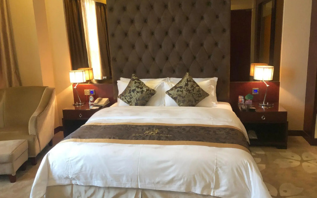 Royal Prince Hotel