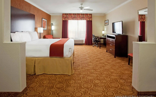 Holiday Inn Express & Suites Houston West - Katy by IHG