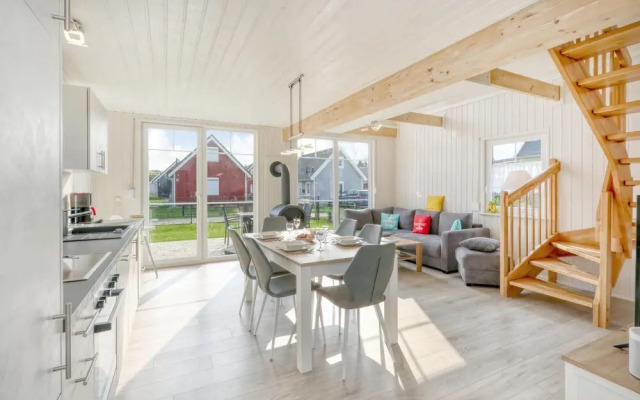 Nice Home in Zerpenschleuse With 2 Bedrooms and Wifi