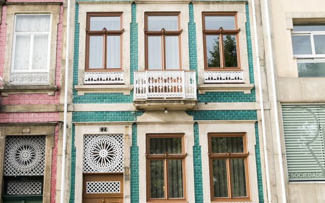 Отель Bo - Alvares Cabral Guest House Порту вид на фасад