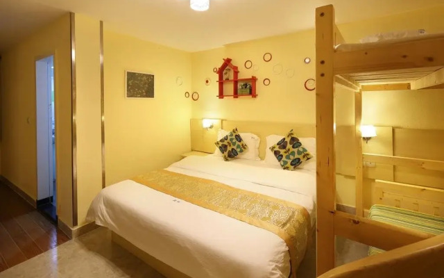 Hai Chen Hotel (Sanya Bay Phoenix Island Pearl Plaza Branch)