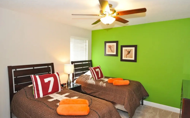 Solterra Six-bedroom