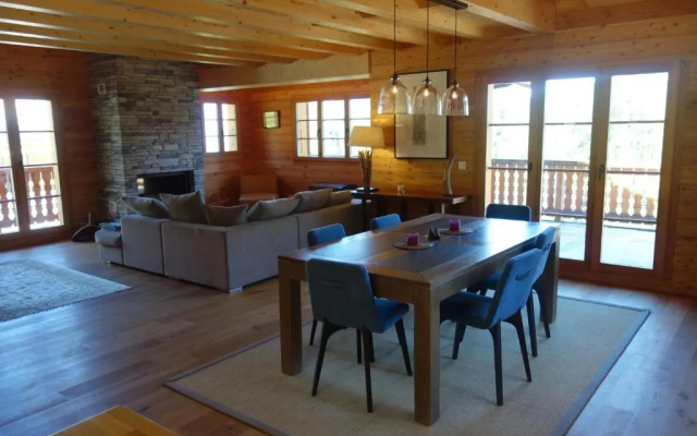 Croix Noires FABULOUS & LUXURY chalet 11 pers by Alpvision Résidences