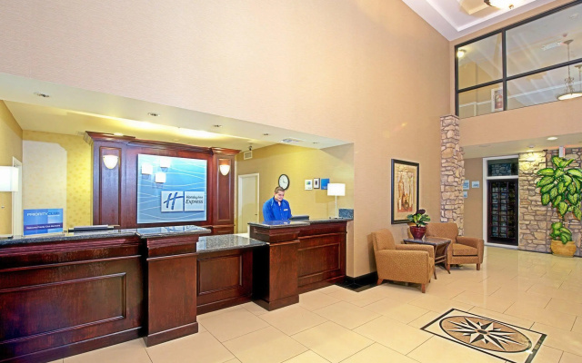 Holiday Inn Express & Suites Tucson by IHG