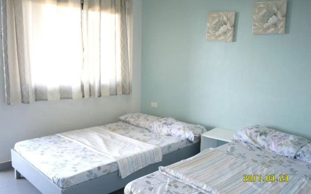 Playa Blanca Beach Resort & Dive Centre