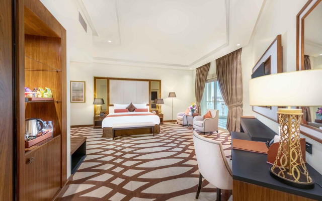 Bayat Hotels