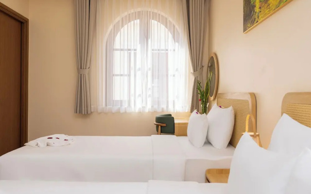 Golden Sand Phu Quoc Hotel