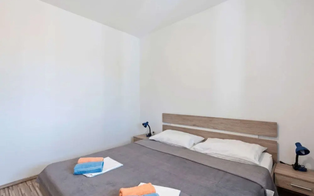 Quaint Apartment in Vir near Sea