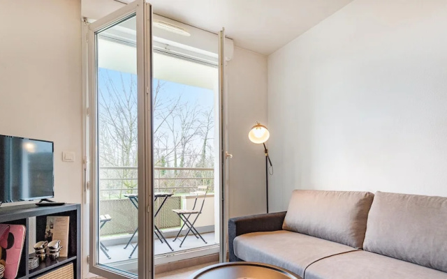 Plaza Nations 01