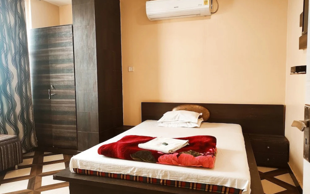Hotel Bhagwani Palace by OYO Rooms