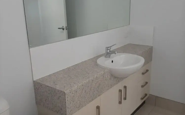 Room-cozy Room With Separate Entrance an