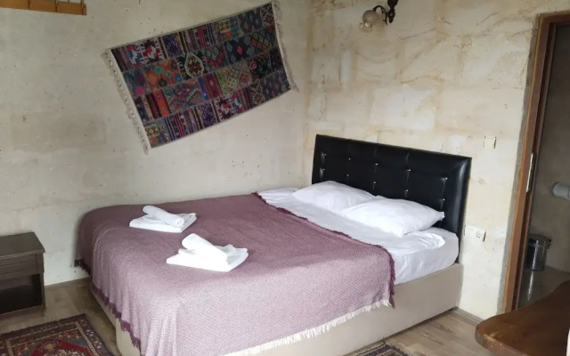Avlu Cave House