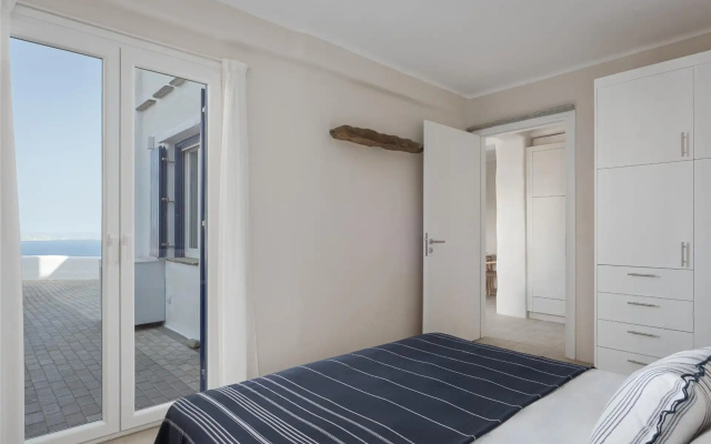 Morfes Luxury Apartments