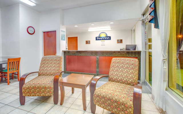 Days Inn by Wyndham Okemah