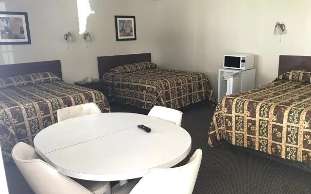 Penn Amish Motel