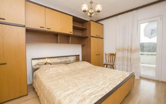 Apartment Zeleni 2916