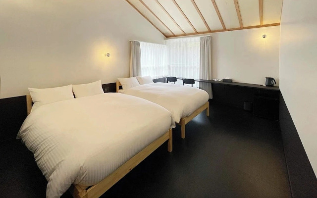 Lapis Jogasaki B&B