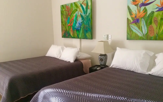Airport Costa Rica B&B