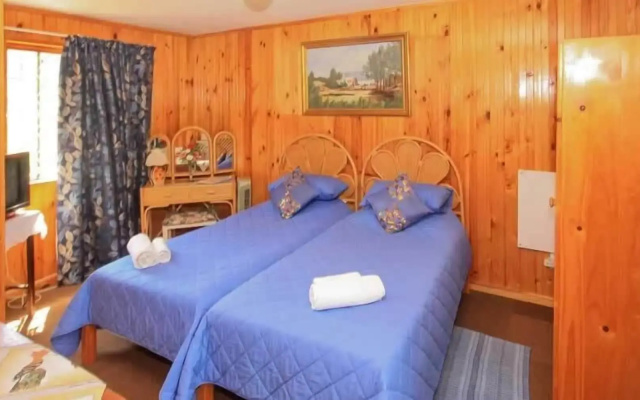 Homestead B & B