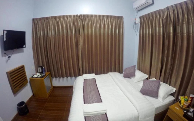 Hotel White Lotus