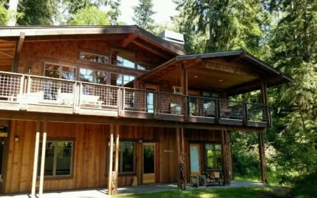 248 - Goss Lake Chalet