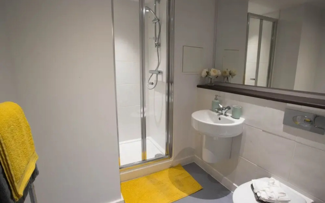 Lovely Apartment in Liverpool near Liverpool Central