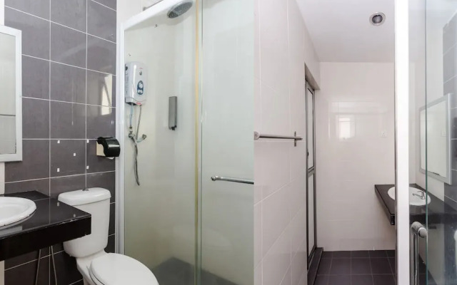 Hollitel Hotel Melaka by OYO Rooms