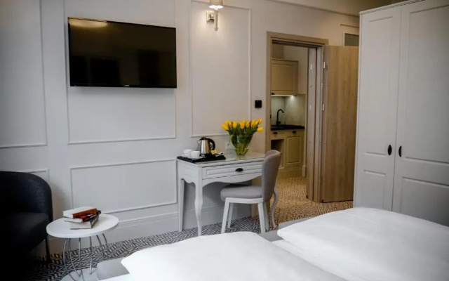 Amber Design Residence